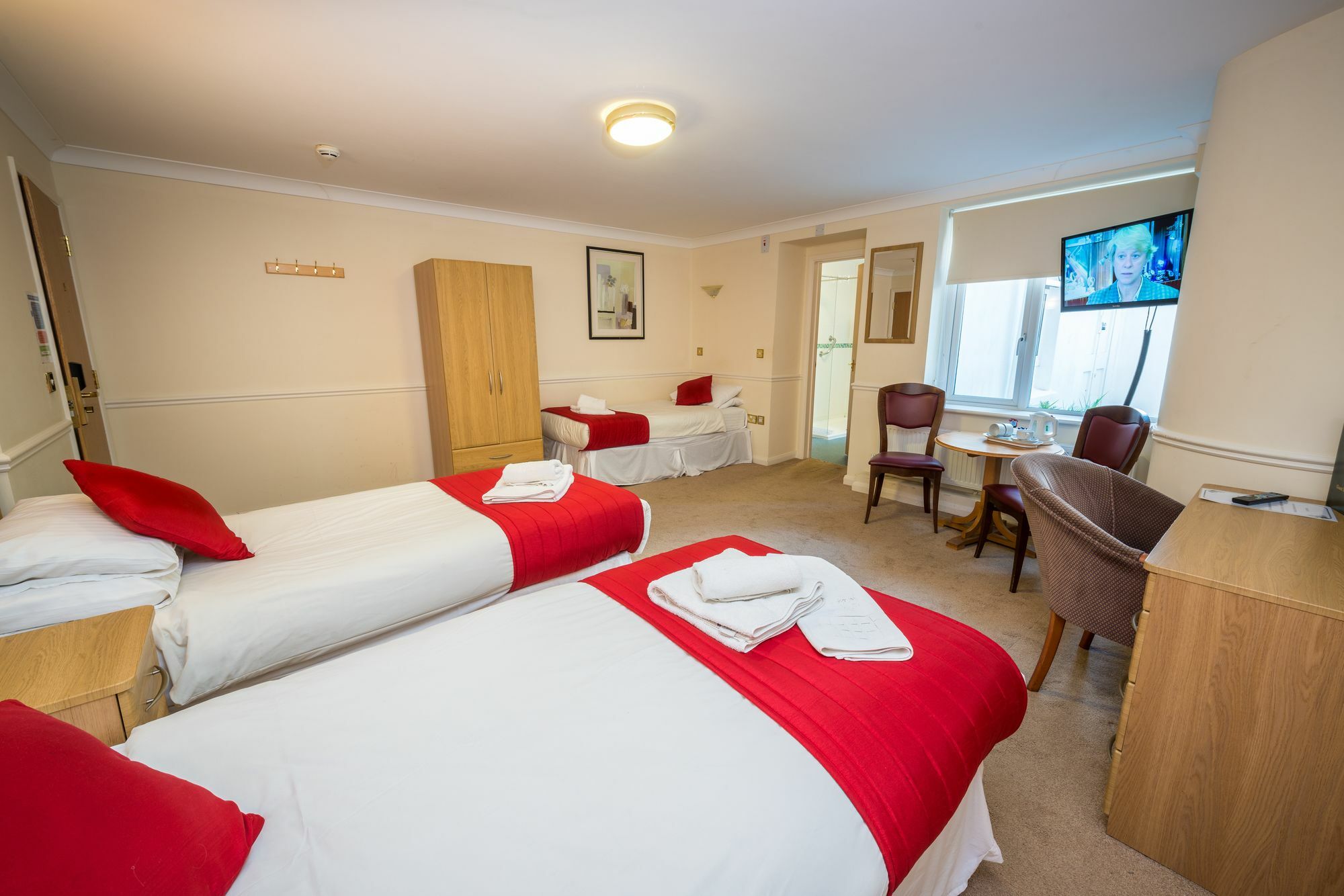 Claremont Lions Hotel Истбурн Экстерьер фото
