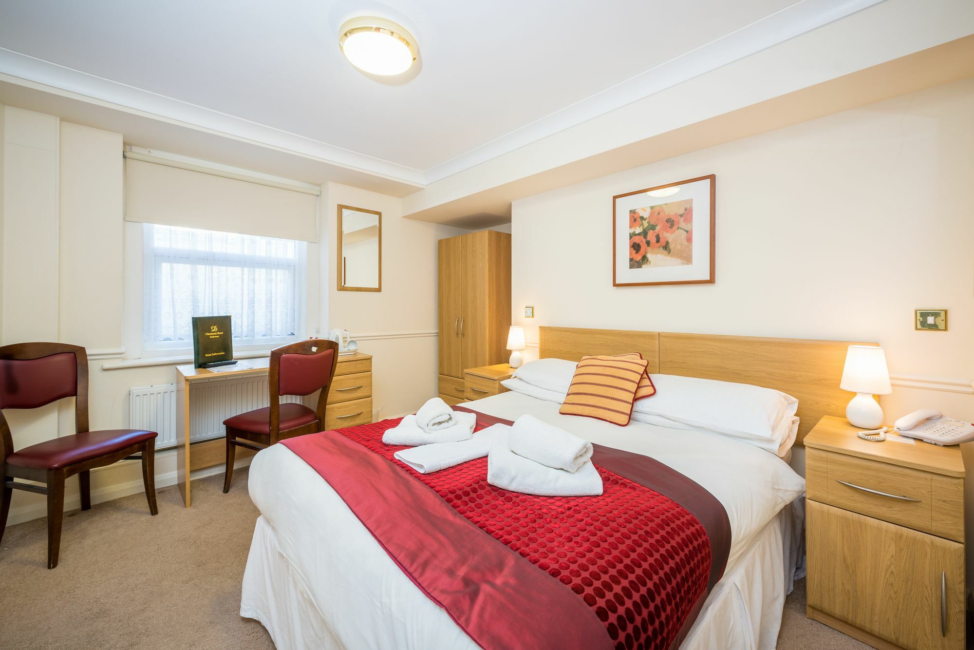 Claremont Lions Hotel Истбурн Экстерьер фото